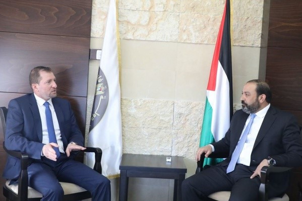 النائب العام يلتقي مدير عام الصندوق الفلسطيني لتعويض مصابي الحوادث الطرق